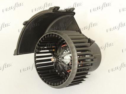 Ventilator habitaclu